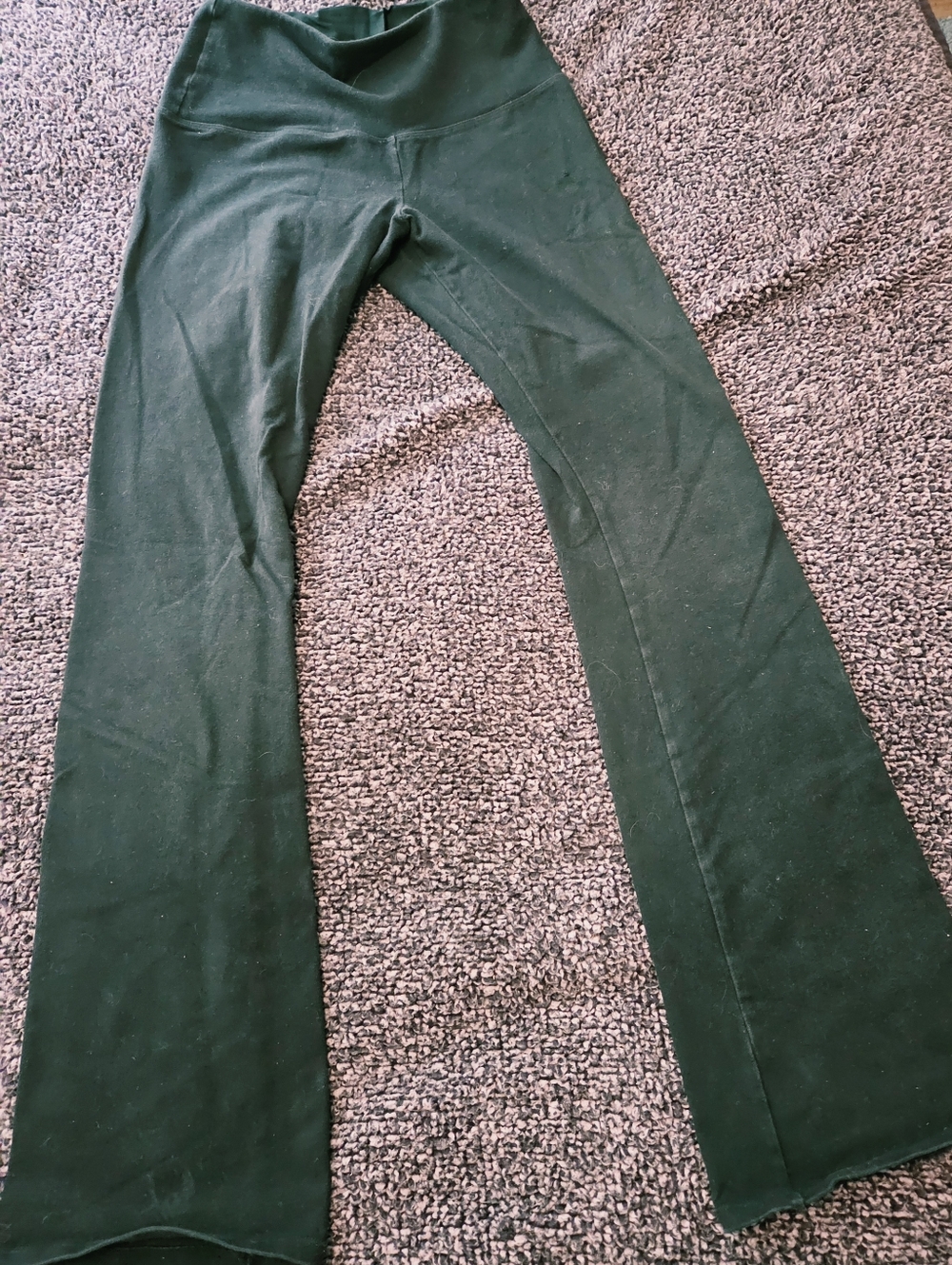 Ruby Ribbon Flared Leggings Sz Med.Tall